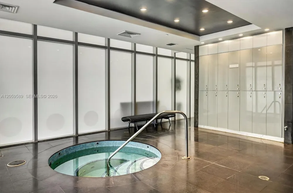 500 Brickell Ave #1100 Miami, FL 33131