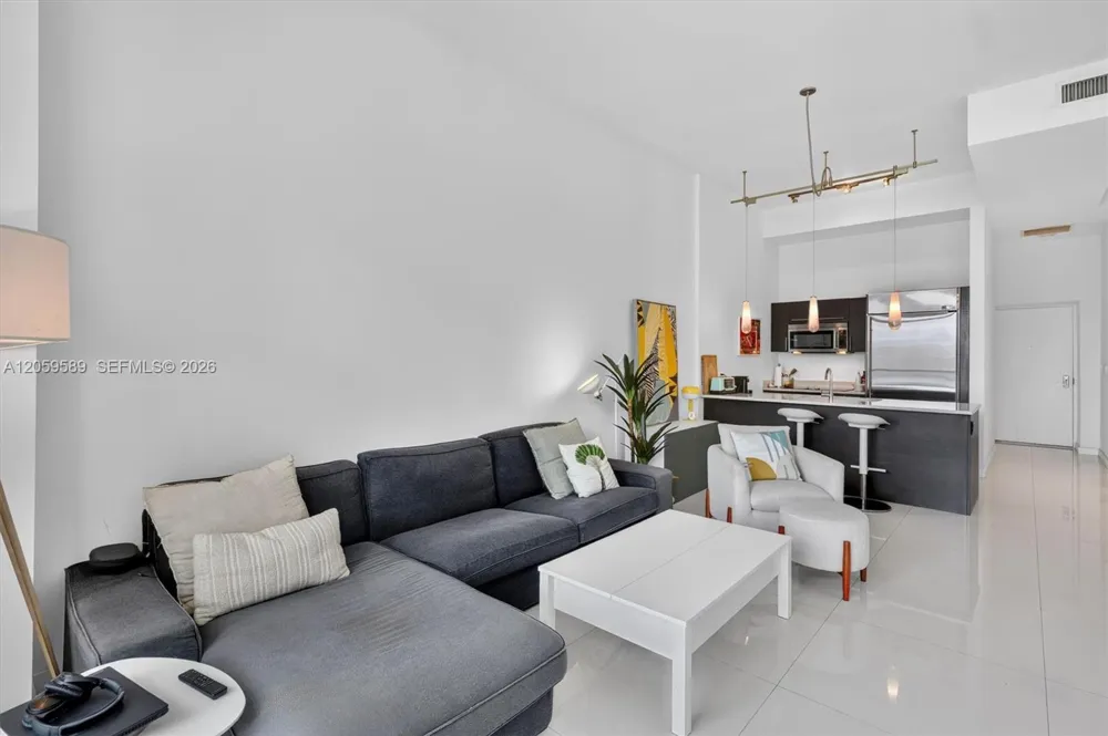 500 Brickell Ave #1100 Miami, FL 33131