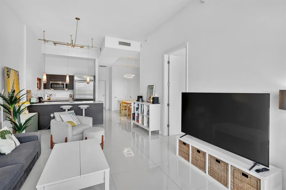 500 Brickell Ave #1100 Miami, FL 33131