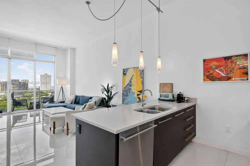 500 Brickell Ave #1100 Miami, FL 33131