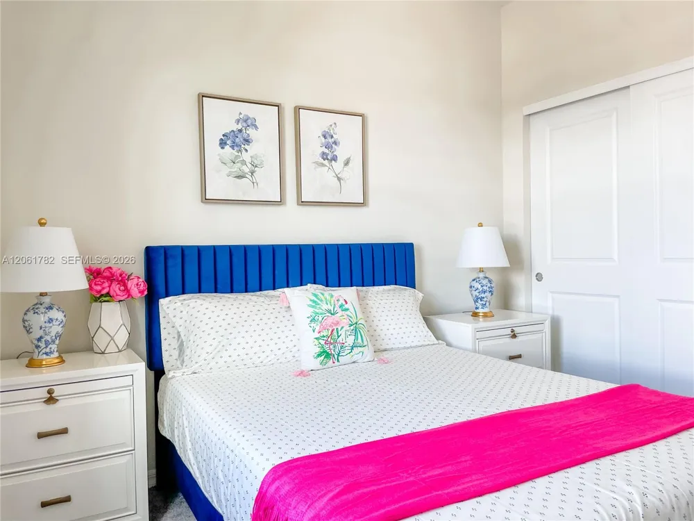 5100 Eucalyptus Dr #2 Hollywood, FL 33021