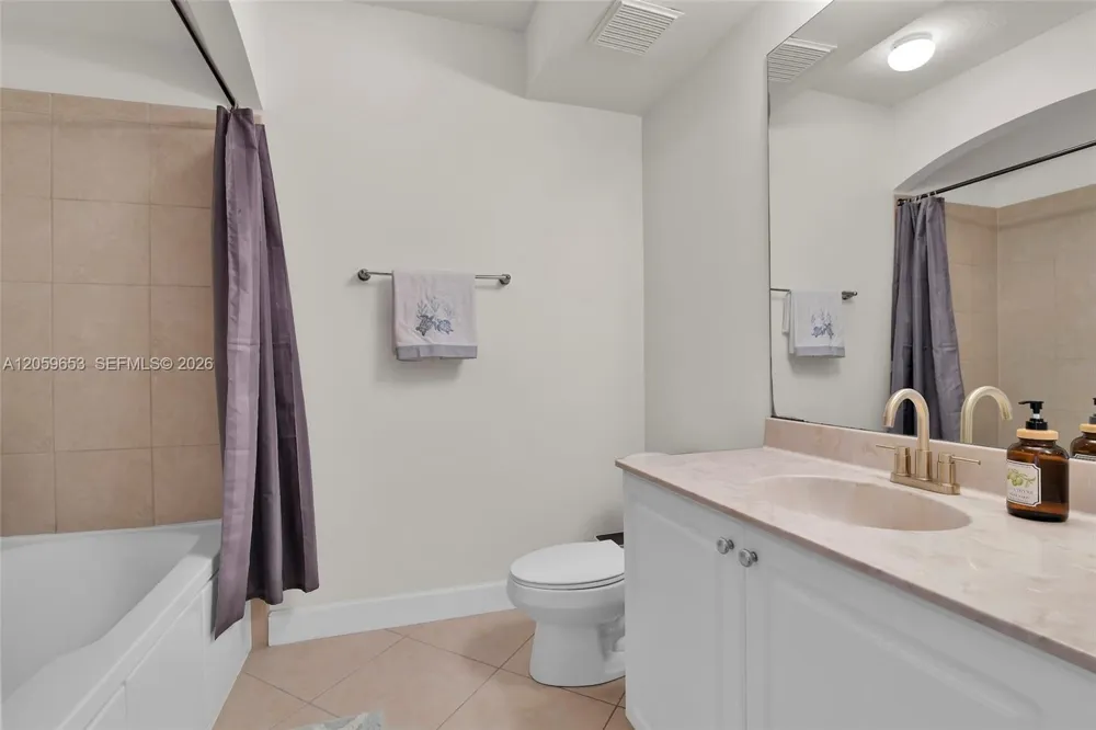 2412 Renaissance Way #412 Boynton Beach, FL 33426