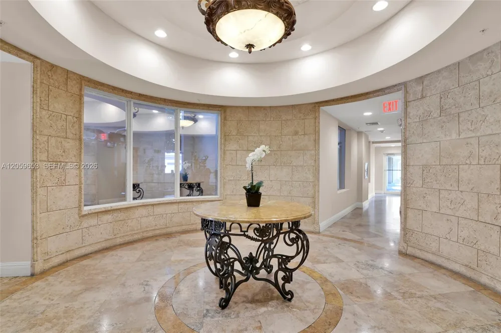 2412 Renaissance Way #412 Boynton Beach, FL 33426