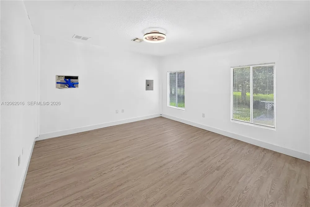 227 Hunting Club Ave Clewiston, FL 33440
