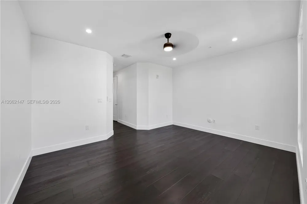 6310 NW 103rd Pl #201 Doral, FL 33178