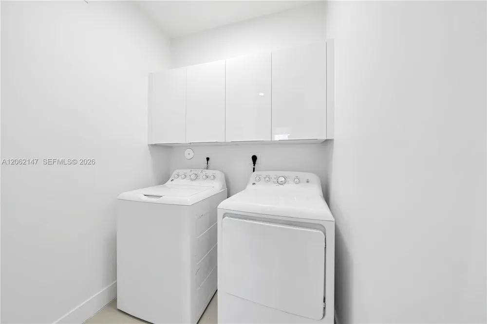 6310 NW 103rd Pl #201 Doral, FL 33178