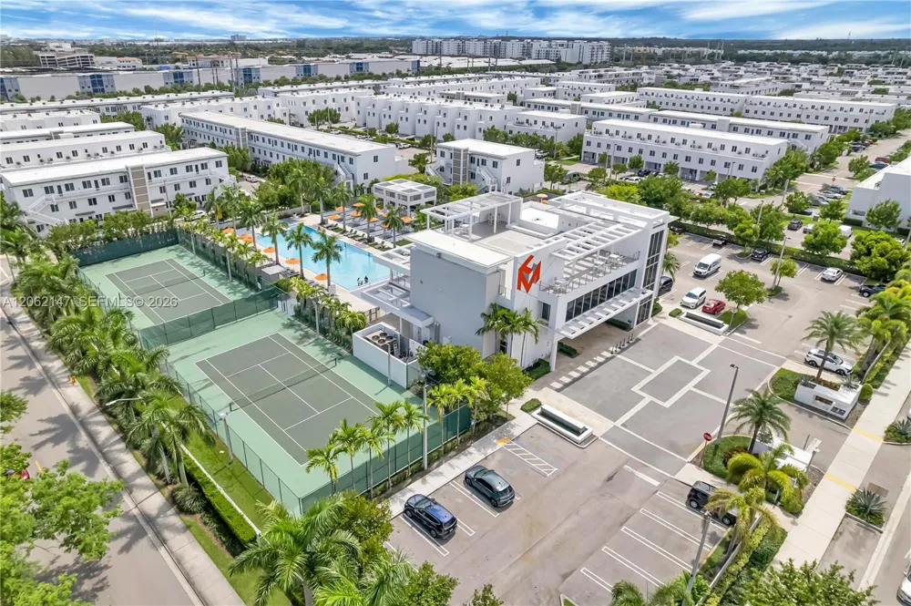 6310 NW 103rd Pl #201 Doral, FL 33178