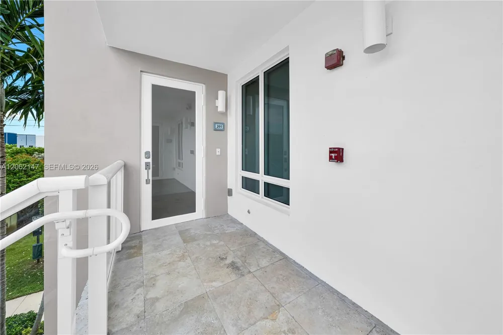 6310 NW 103rd Pl #201 Doral, FL 33178