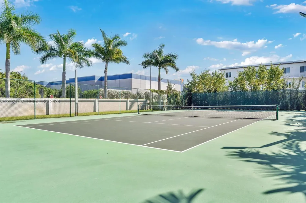 6310 NW 103rd Pl #201 Doral, FL 33178