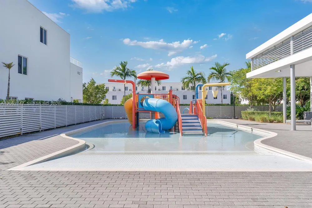 6310 NW 103rd Pl #201 Doral, FL 33178