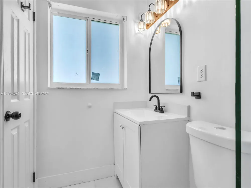 10015 SW 85th Ter Miami, FL 33173