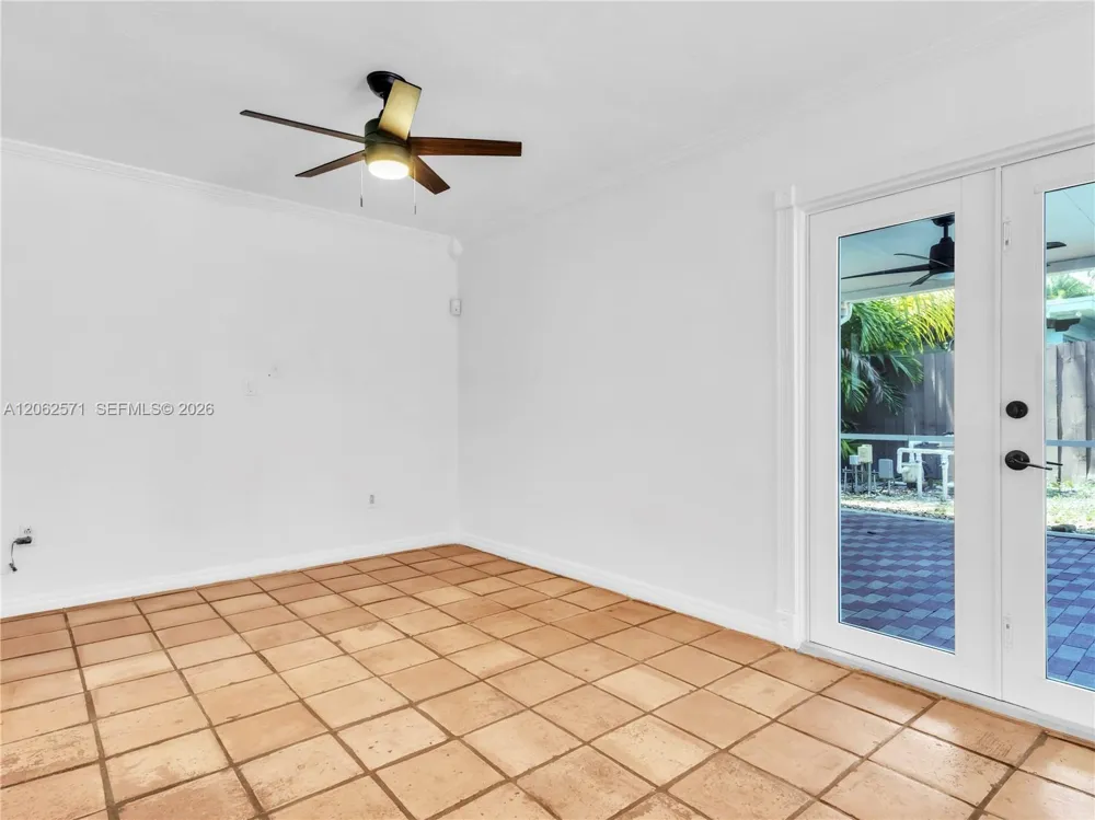 10015 SW 85th Ter Miami, FL 33173