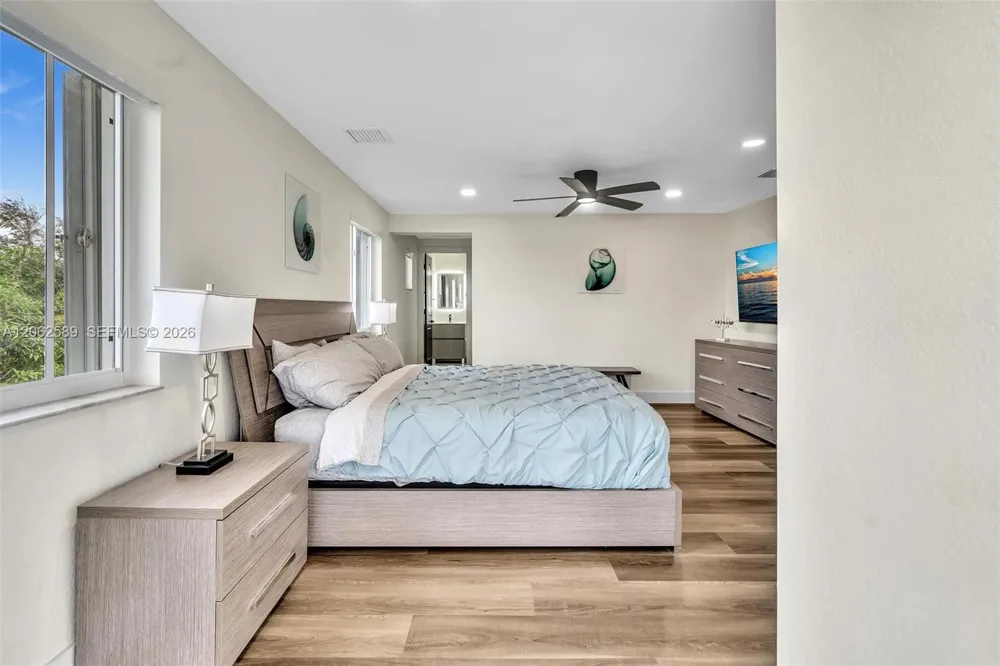 2521 Center Ave Fort Lauderdale, FL 33305