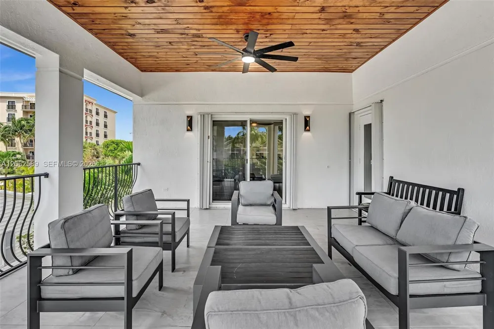 2521 Center Ave Fort Lauderdale, FL 33305