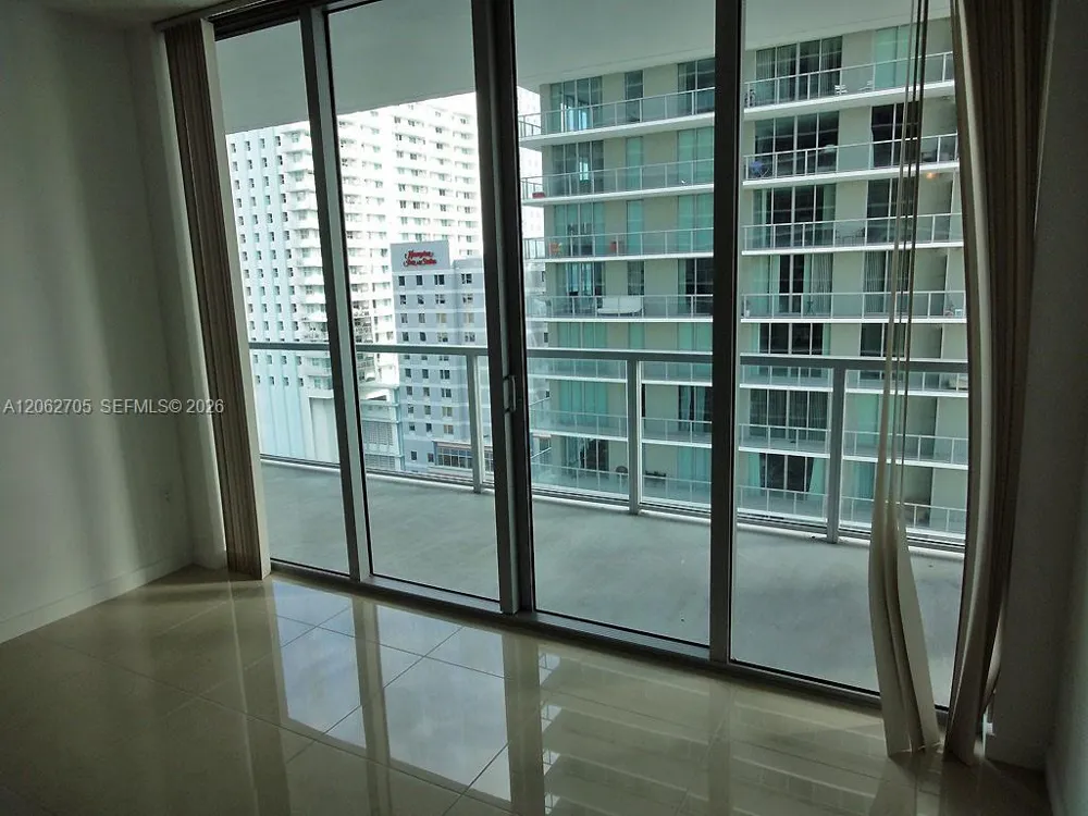 1111 SW 1 AV #1715-N Miami, FL 33130