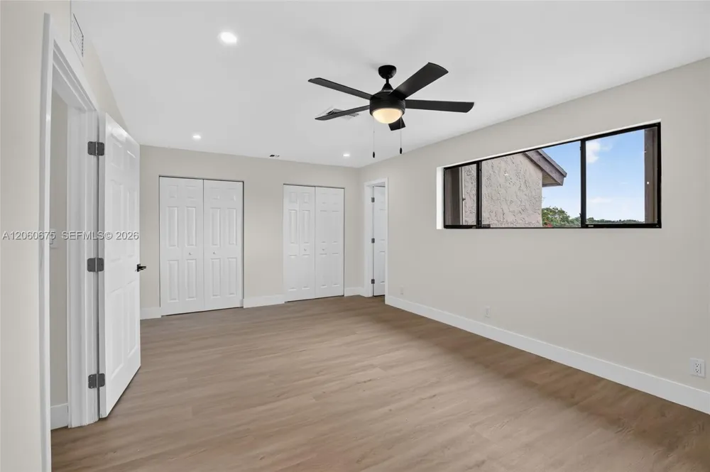 9575 NW 38th Pl Sunrise, FL 33351