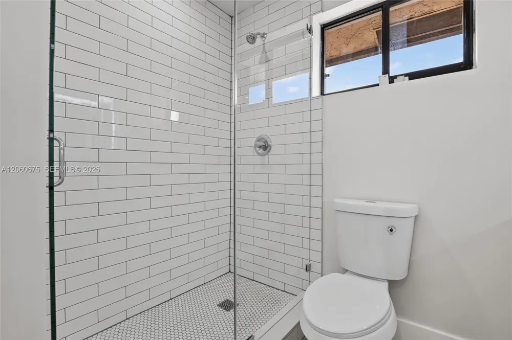 9575 NW 38th Pl Sunrise, FL 33351