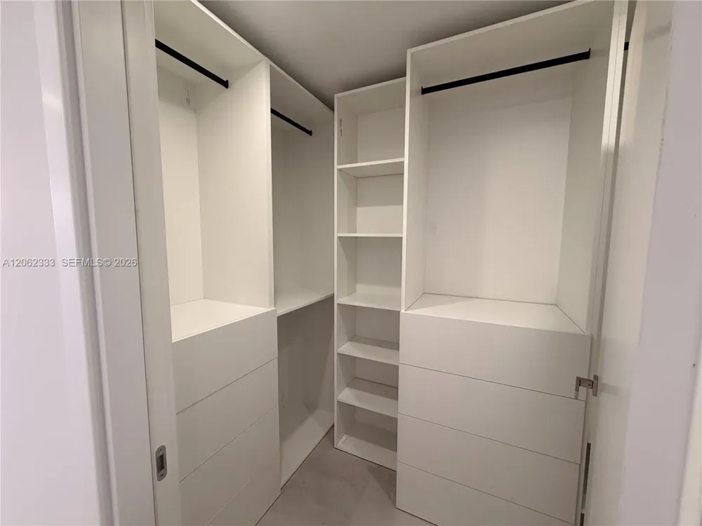 151 Crandon Blvd #524 Key Biscayne, FL 33149