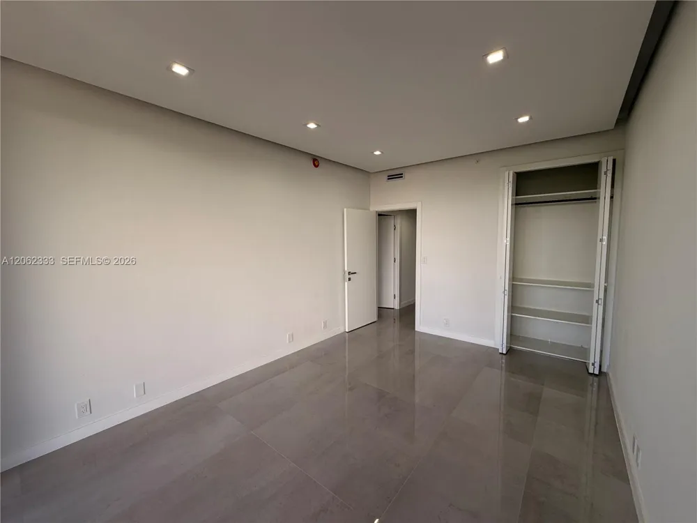 151 Crandon Blvd #524 Key Biscayne, FL 33149