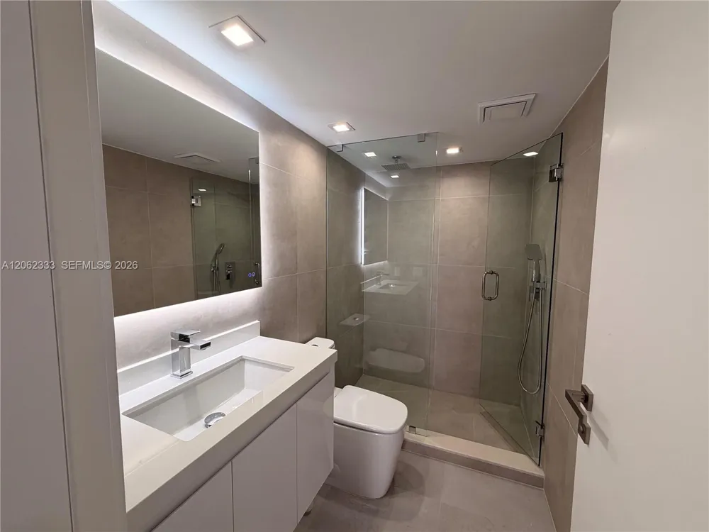 151 Crandon Blvd #524 Key Biscayne, FL 33149