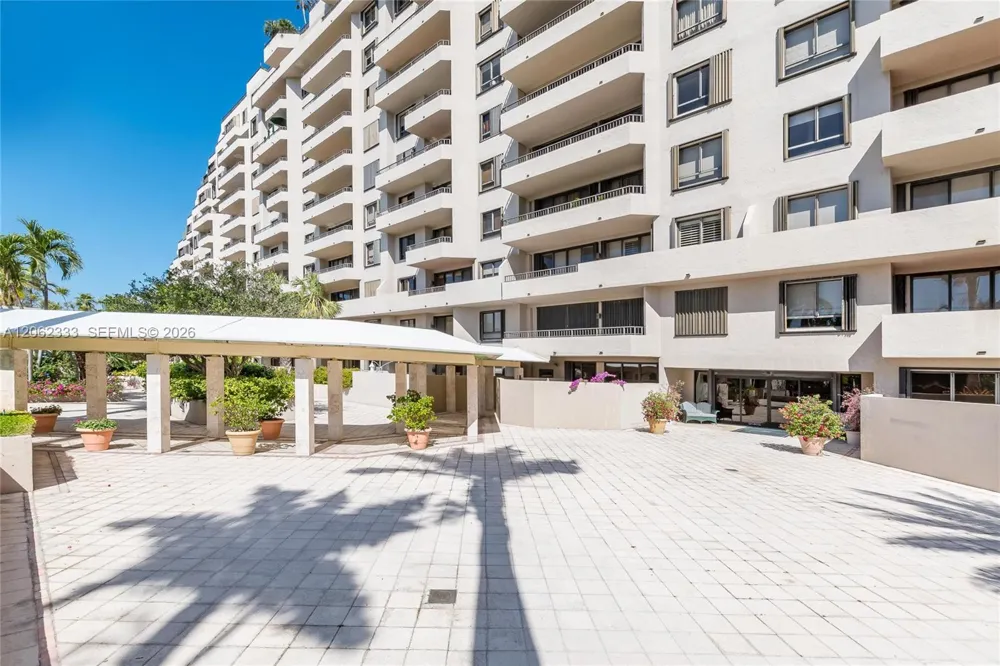151 Crandon Blvd #524 Key Biscayne, FL 33149