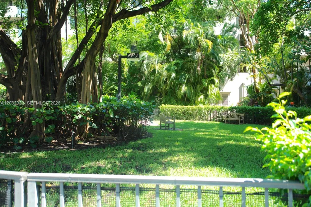 151 Crandon Blvd #524 Key Biscayne, FL 33149