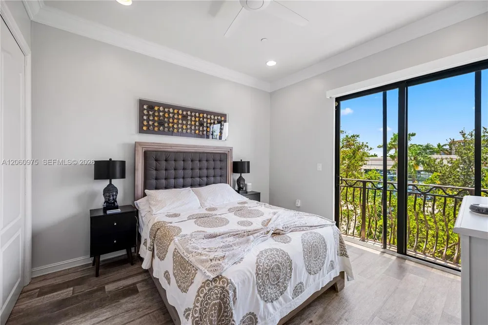 2106 SE 7th St #2106 Pompano Beach, FL 33062