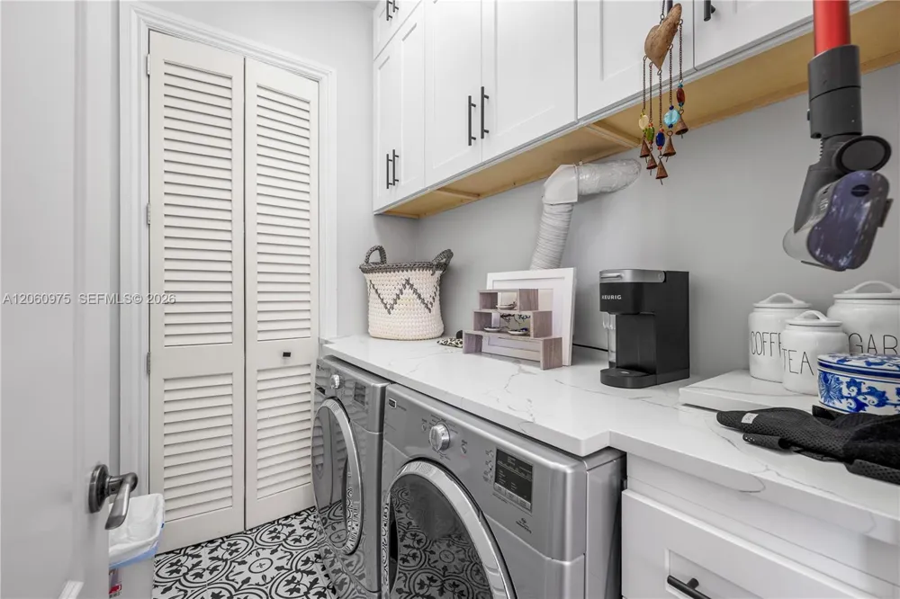 2106 SE 7th St #2106 Pompano Beach, FL 33062