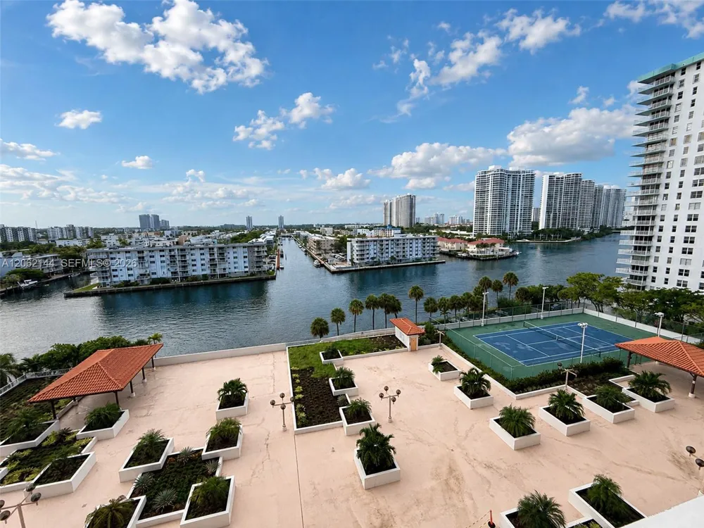 290 174th St #1005 Sunny Isles Beach, FL 33160