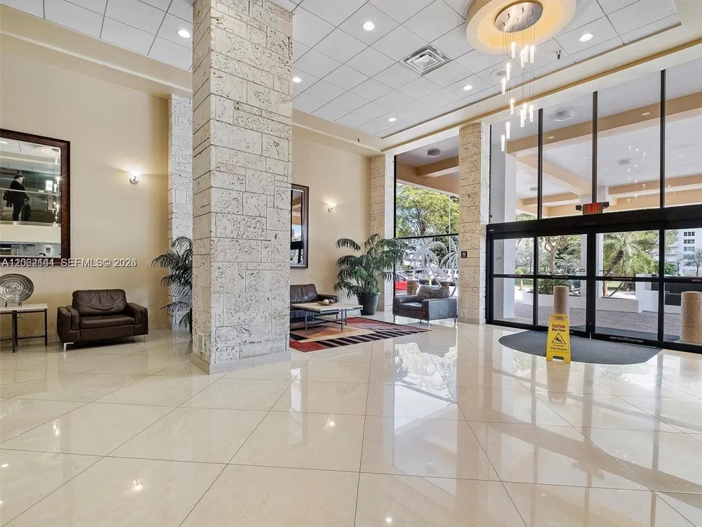 290 174th St #1005 Sunny Isles Beach, FL 33160