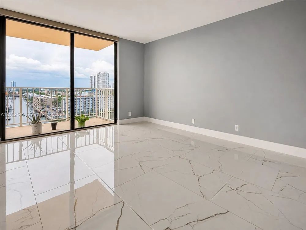 290 174th St #1005 Sunny Isles Beach, FL 33160