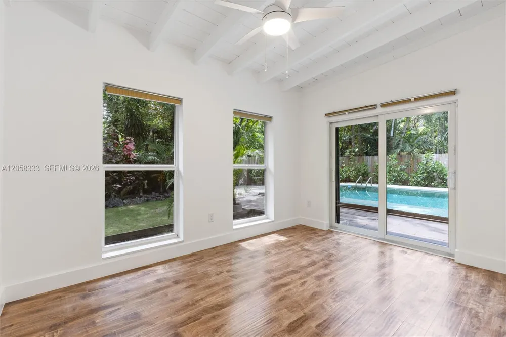 3700 Loquat Ave Miami, FL 33133