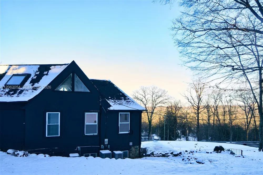 189 Mc Namara Rd 