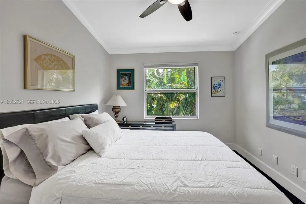 426 SE 5th St Dania Beach, FL 33004
