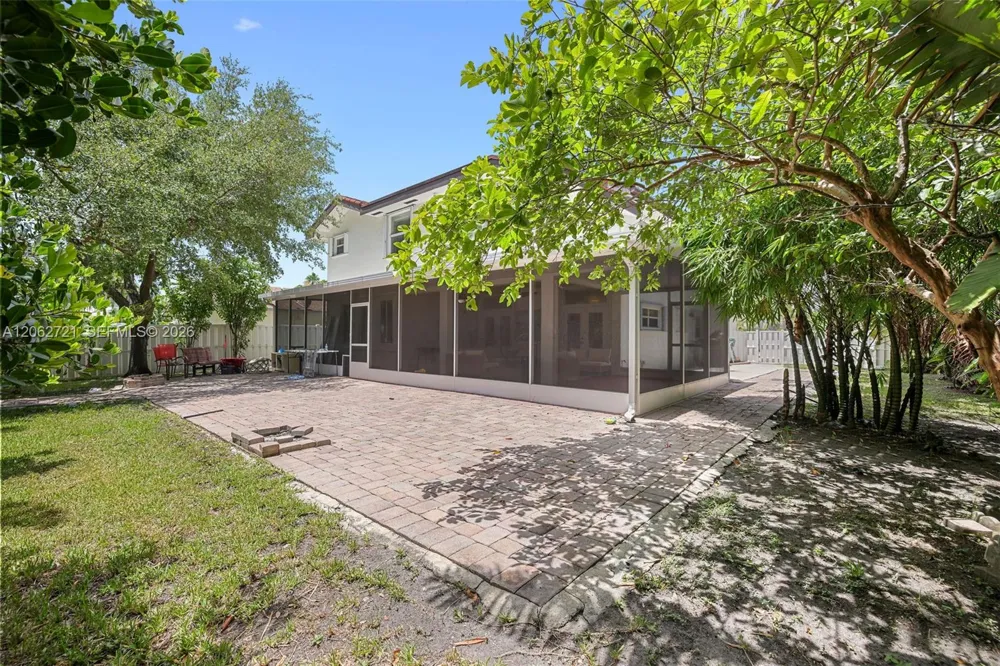 426 SE 5th St Dania Beach, FL 33004