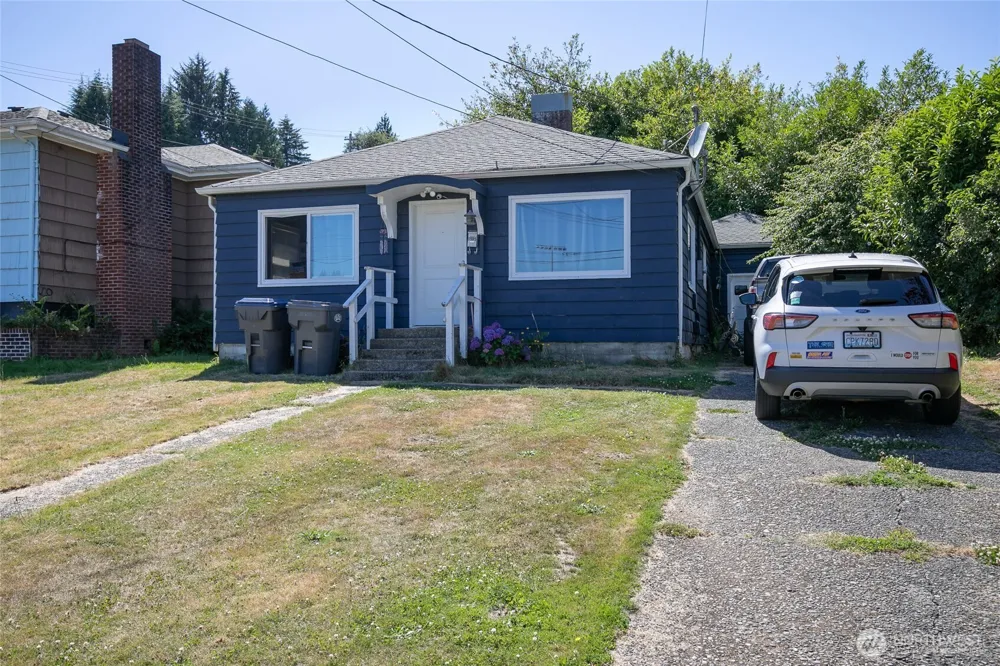 1505 B STREET Aberdeen, WA 98520