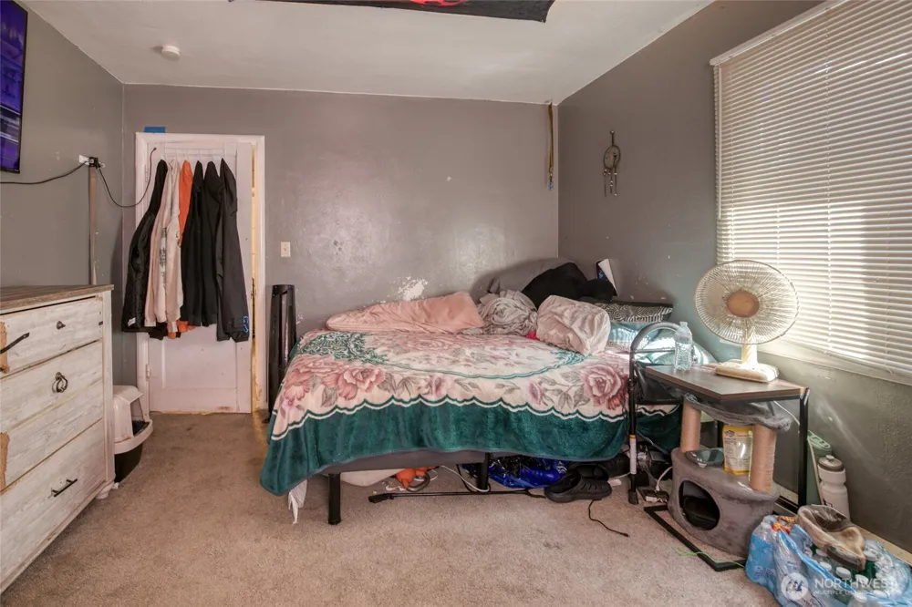 1505 B STREET Aberdeen, WA 98520