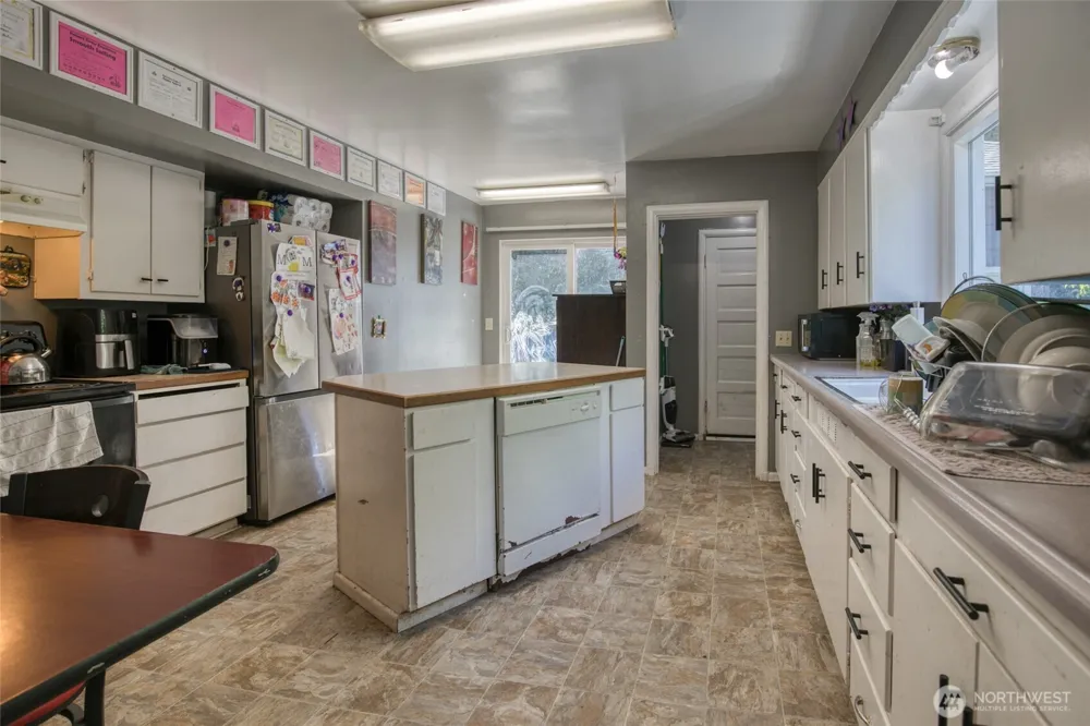 1505 B STREET Aberdeen, WA 98520