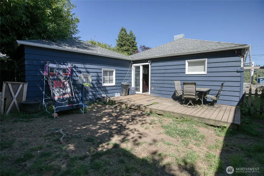 1505 B STREET Aberdeen, WA 98520