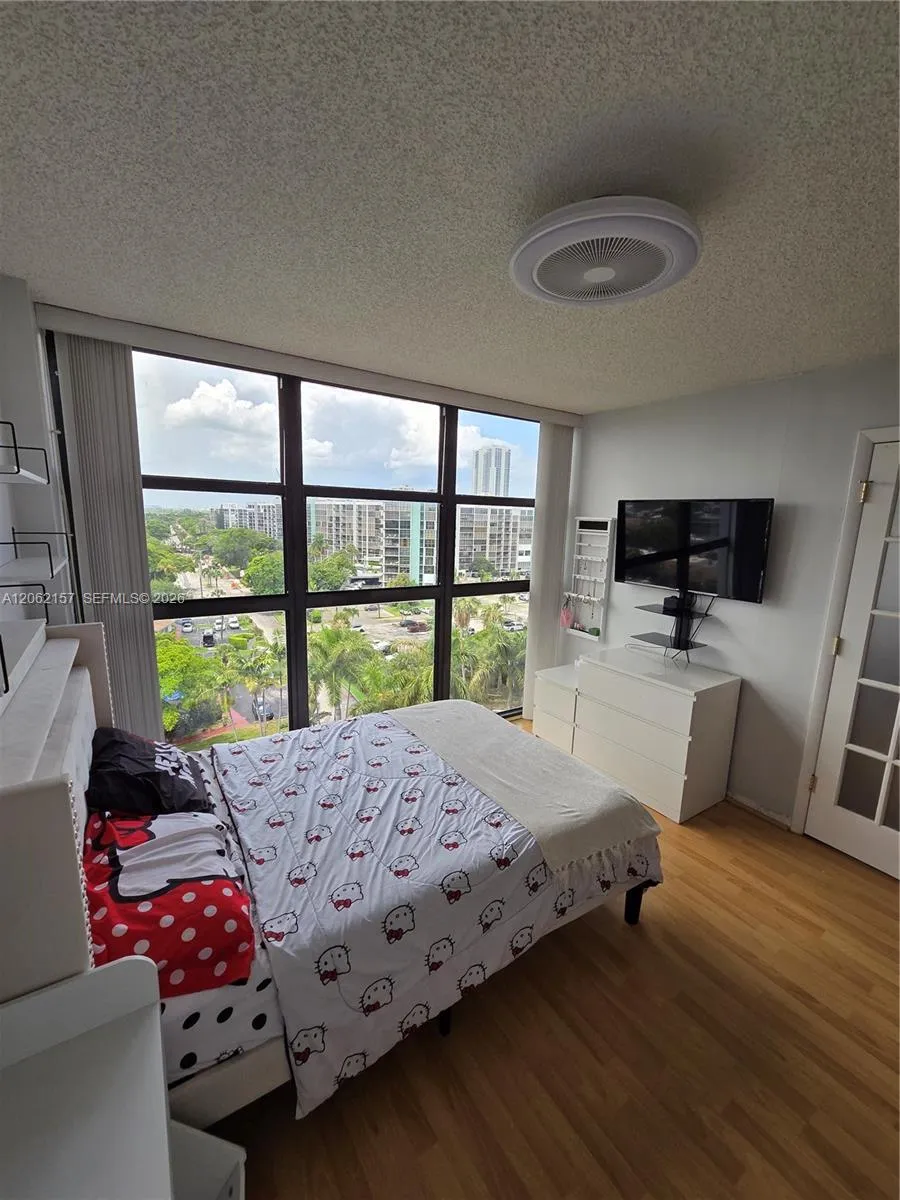 200 Leslie Dr #1029 Hallandale Beach, FL 33009