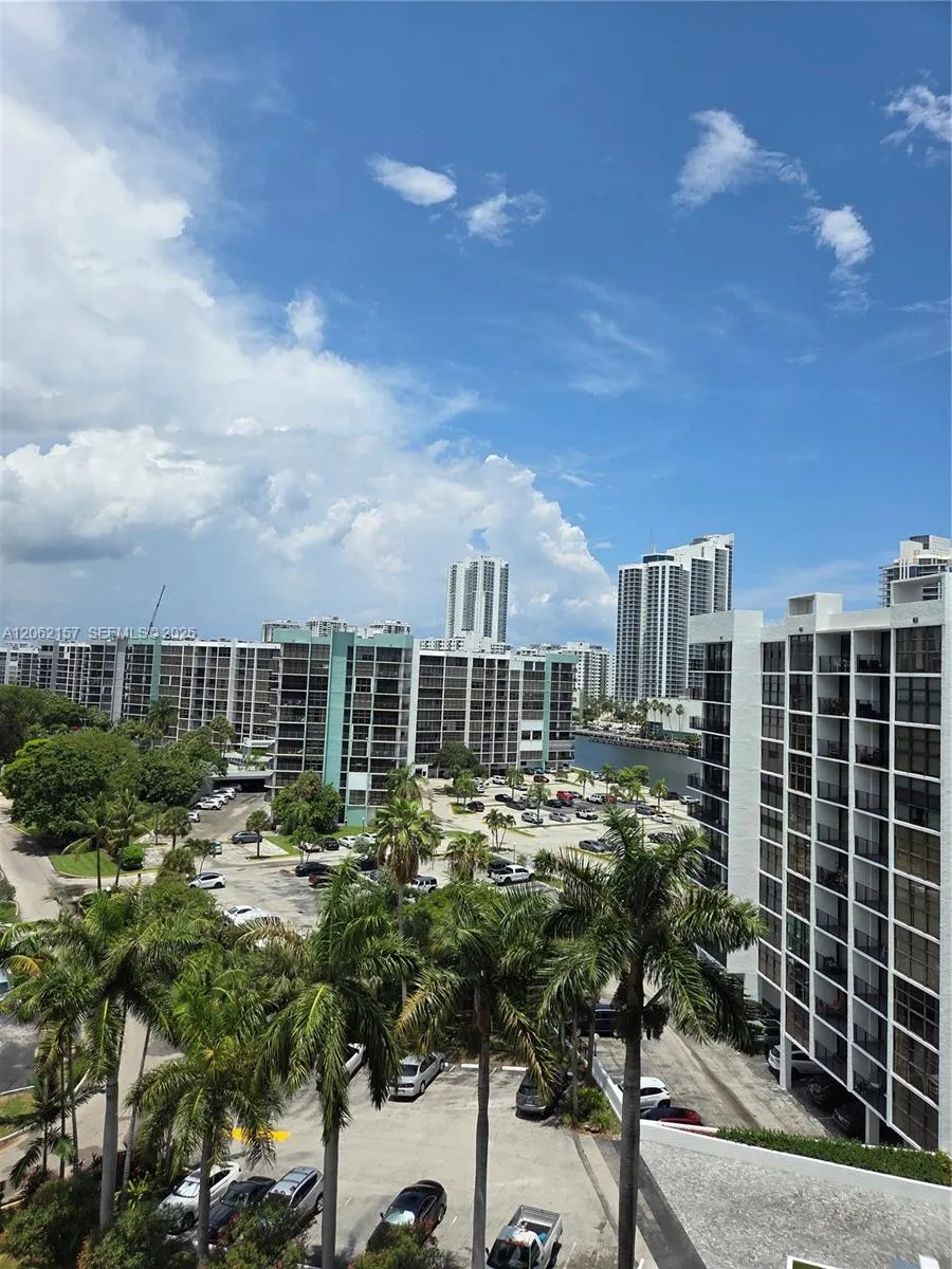 200 Leslie Dr #1029 Hallandale Beach, FL 33009