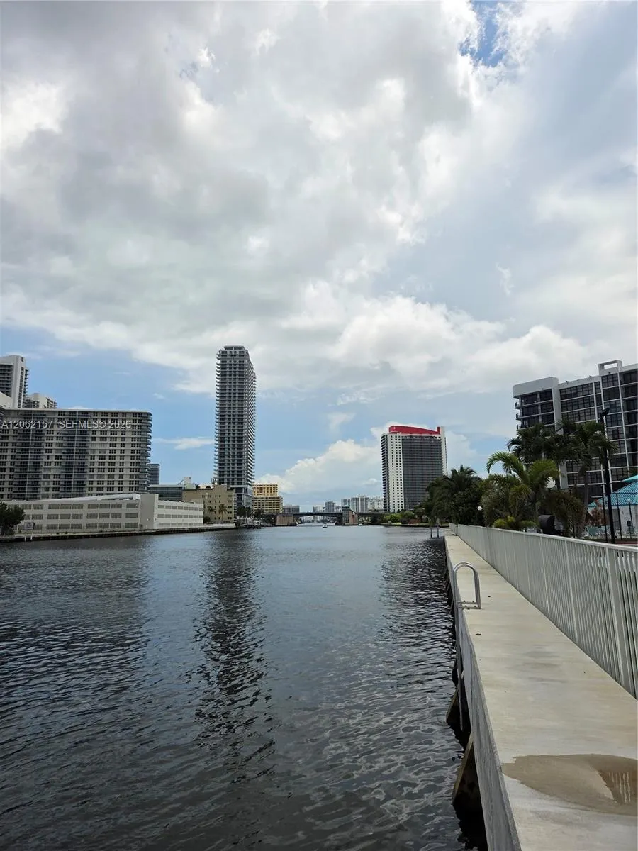 200 Leslie Dr #1029 Hallandale Beach, FL 33009
