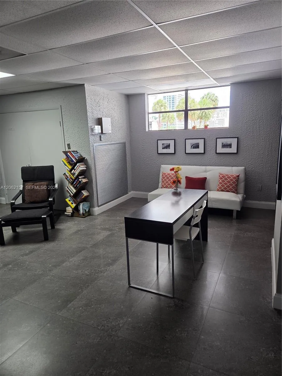 200 Leslie Dr #1029 Hallandale Beach, FL 33009