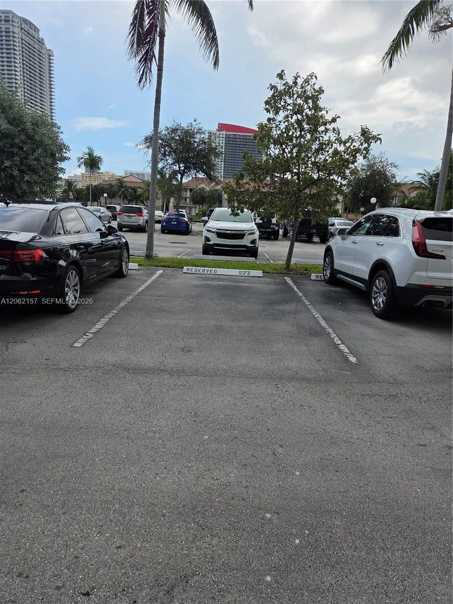 200 Leslie Dr #1029 Hallandale Beach, FL 33009