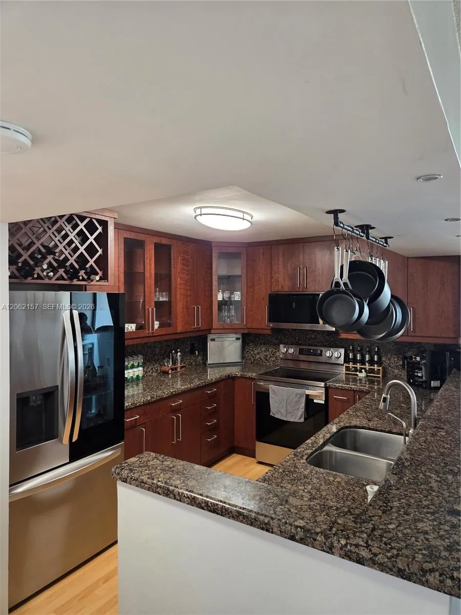 200 Leslie Dr #1029 Hallandale Beach, FL 33009