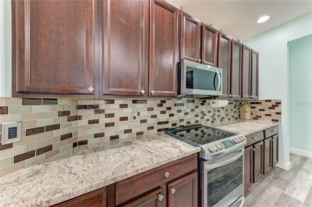 1656 PINYON PINE DR Sarasota, FL 34240