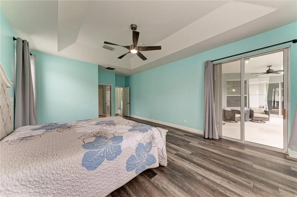 1656 PINYON PINE DR Sarasota, FL 34240