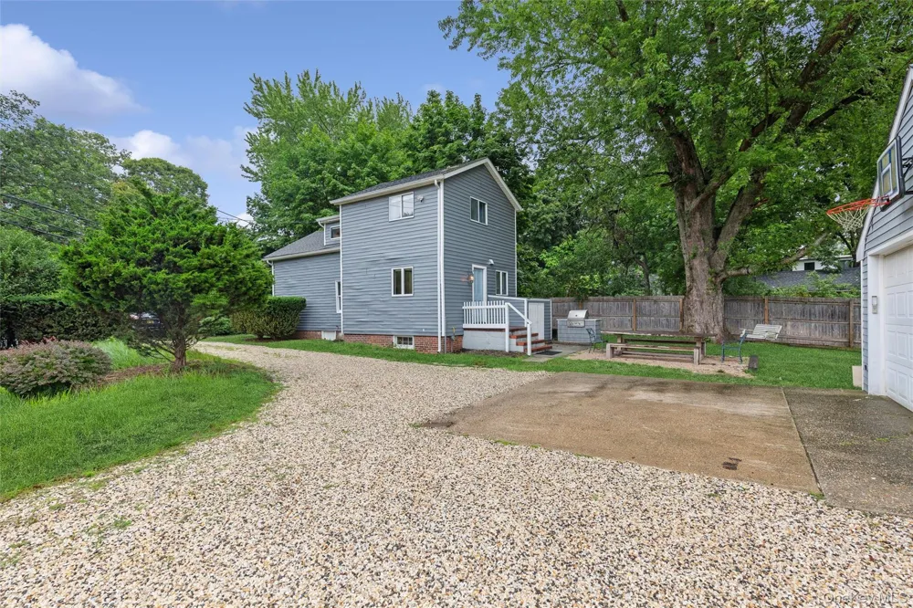 1350 Brick Kiln Road Sag Harbor, NY 11963