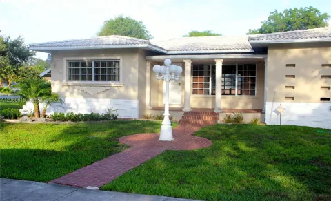 70 Hammond Dr