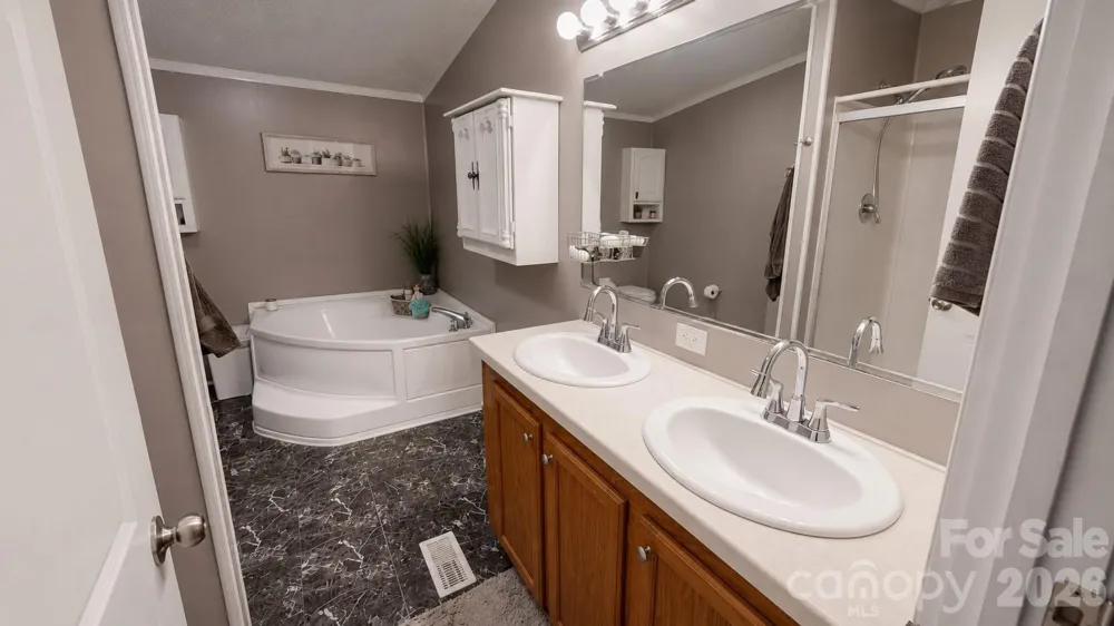 4634 Asbury Church Road Lincolnton, NC 28092